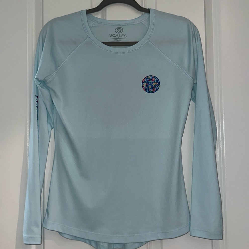 Scales women’s Sun top